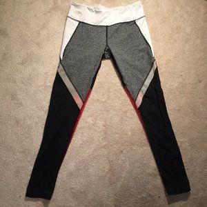Athletic leggings